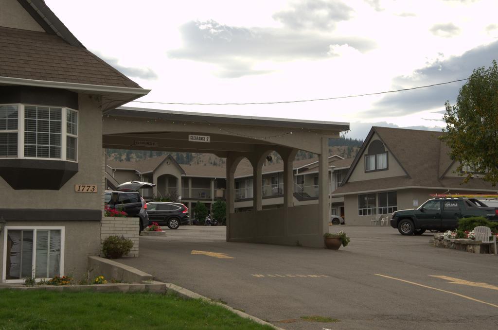 Best Budget Inn & Suites Kamloops Zewnętrze zdjęcie