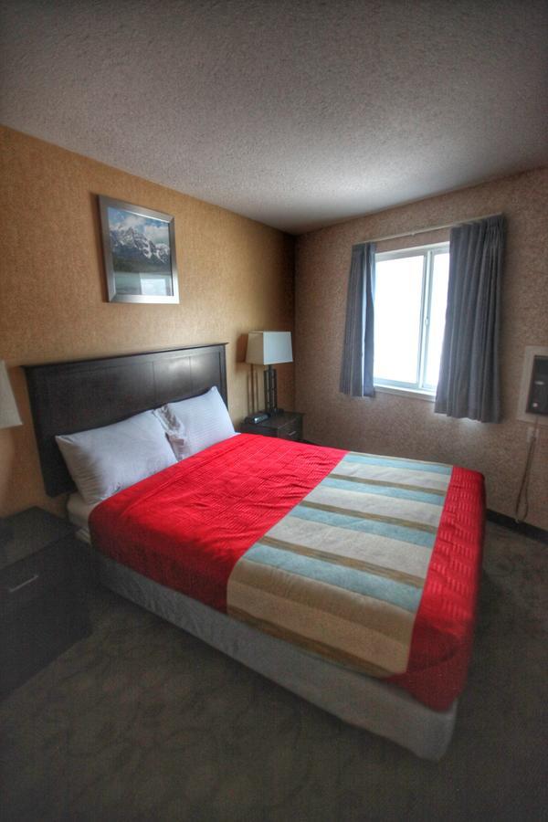 Best Budget Inn & Suites Kamloops Zewnętrze zdjęcie