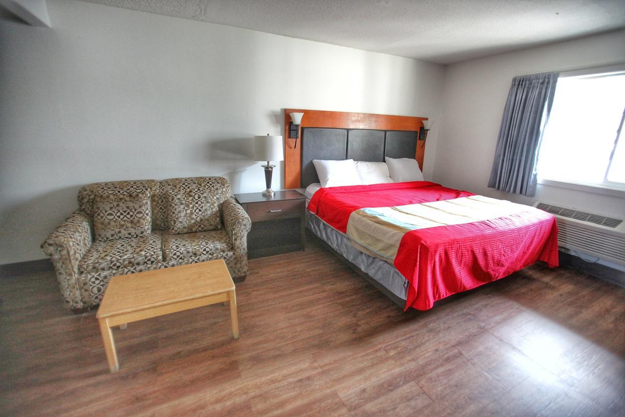 Best Budget Inn & Suites Kamloops Zewnętrze zdjęcie