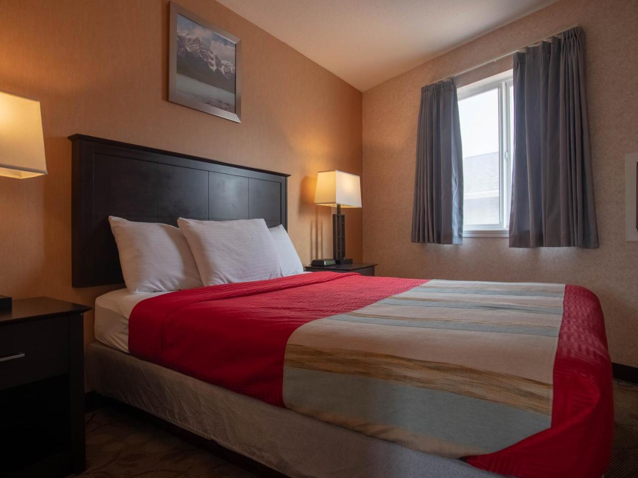 Best Budget Inn & Suites Kamloops Zewnętrze zdjęcie