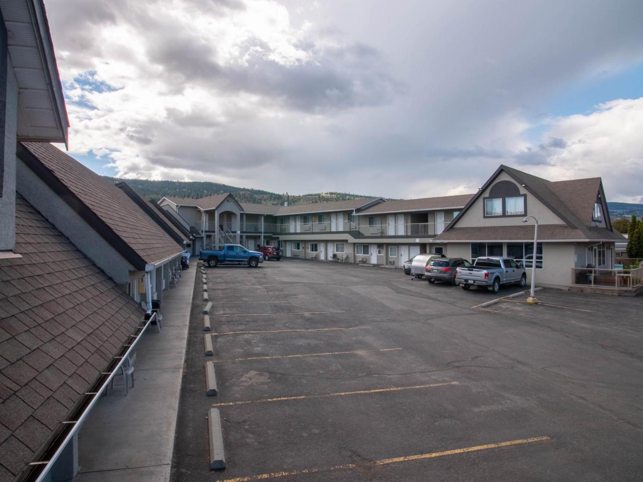 Best Budget Inn & Suites Kamloops Zewnętrze zdjęcie