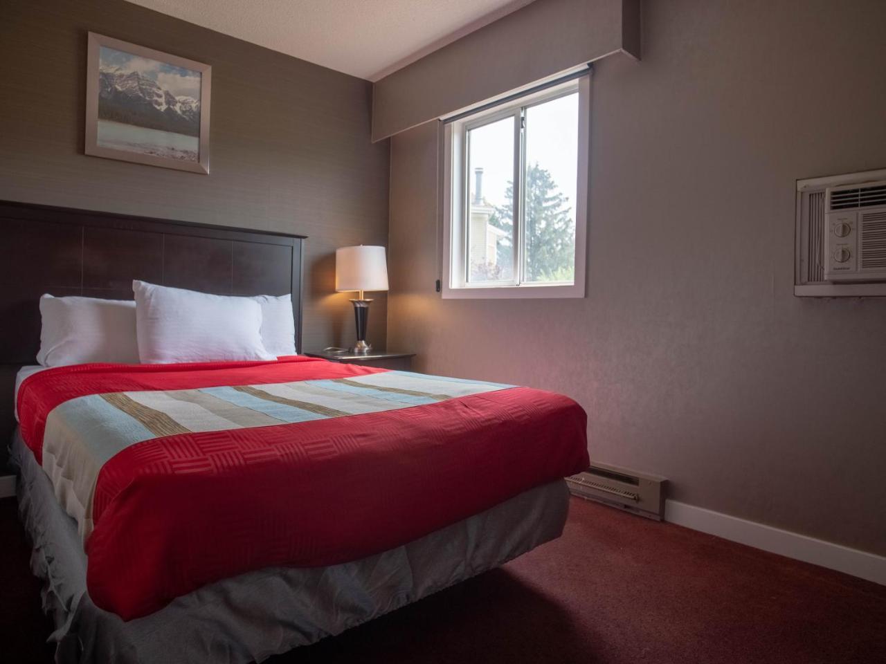 Best Budget Inn & Suites Kamloops Zewnętrze zdjęcie